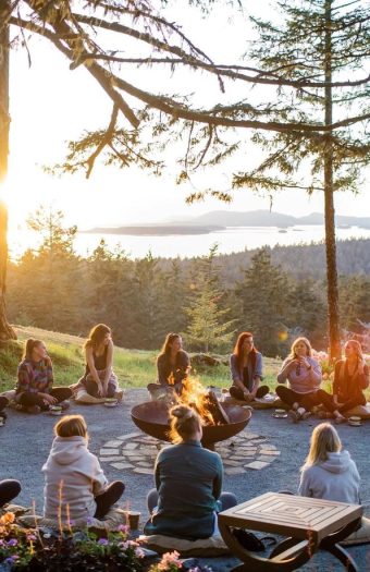 I woke up singing and dancing 😂💃🏻 because I am so excited about Club Farmluxe, which encompasses everything I have been dreaming up for… _ Instagram